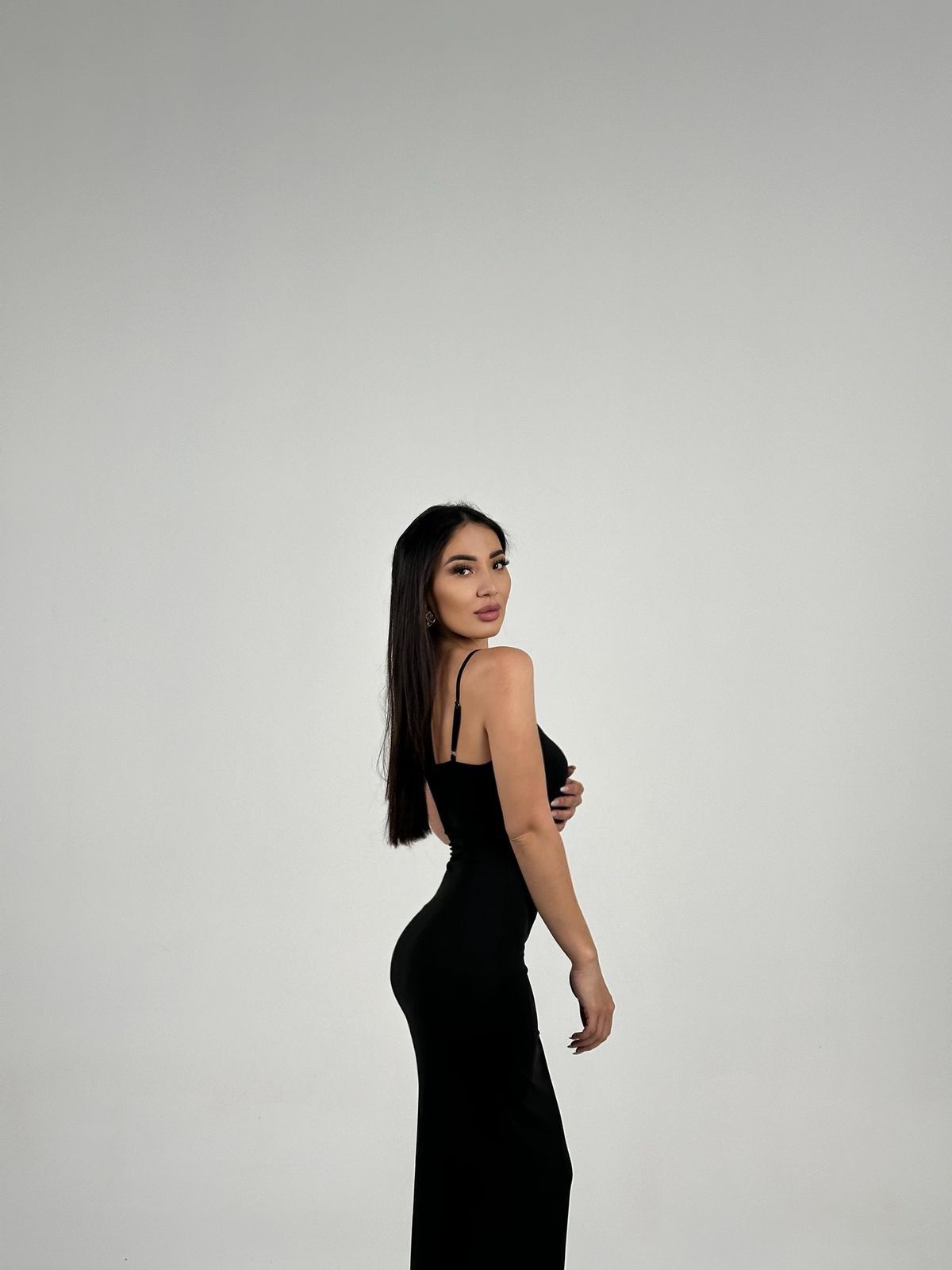 Inga Photo 2 – Height: 190 cm, Age: 25 years old, Weight: 55 kg, Hair Color: chestnut, Breast Size: 2, Price: 245 000 ₸