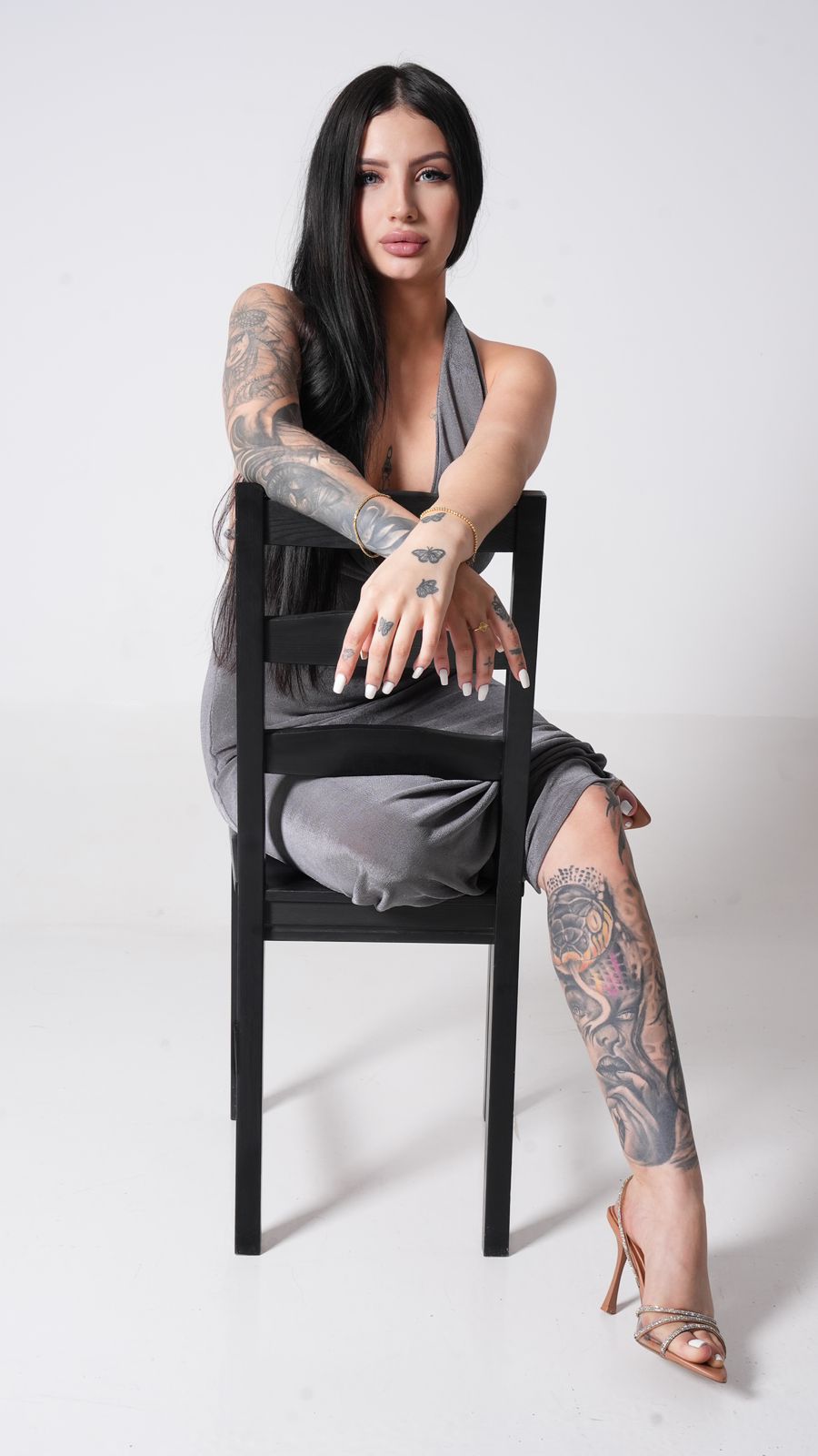 Lama Photo 2 – Height: 180 cm, Age: 25 years old, Weight: 55 kg, Hair Color: chestnut, Breast Size: 4, Price: 272 000 ₸